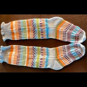 2 pairs Adorable Knit/Comfy Slipper Socks, Both are W-sz 6-10.